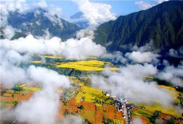 怒江旅游：云霧飄渺，畫(huà)意怒江！