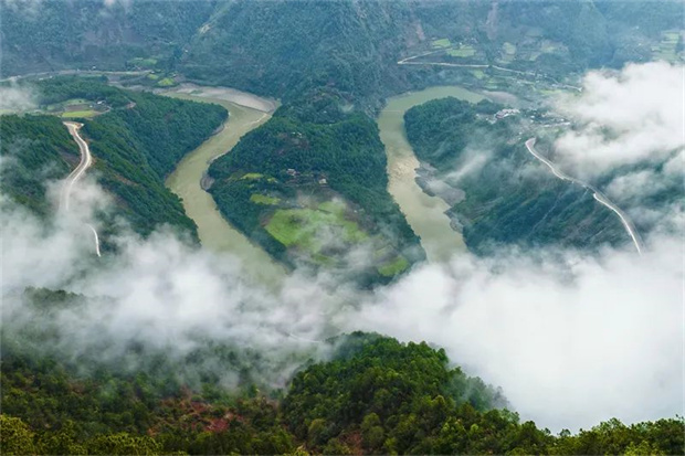云南旅游,云南旅行社,云南團建公司,云南策劃公司,云南會議會展,怒江旅游,怒江旅行社,怒江團建公司,怒江策劃公司,怒江會議會展：山河壯歌，怒江的水墨丹青